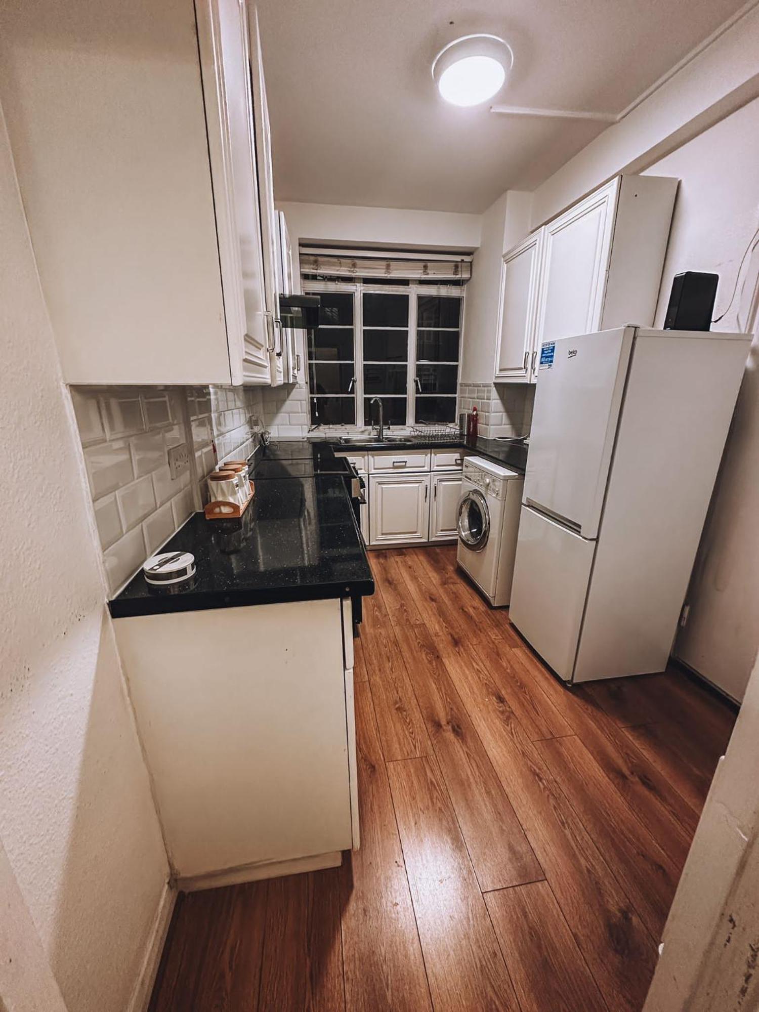 Cosy 2 Bedroom Apartment In Swiss Cottage. London Ngoại thất bức ảnh
