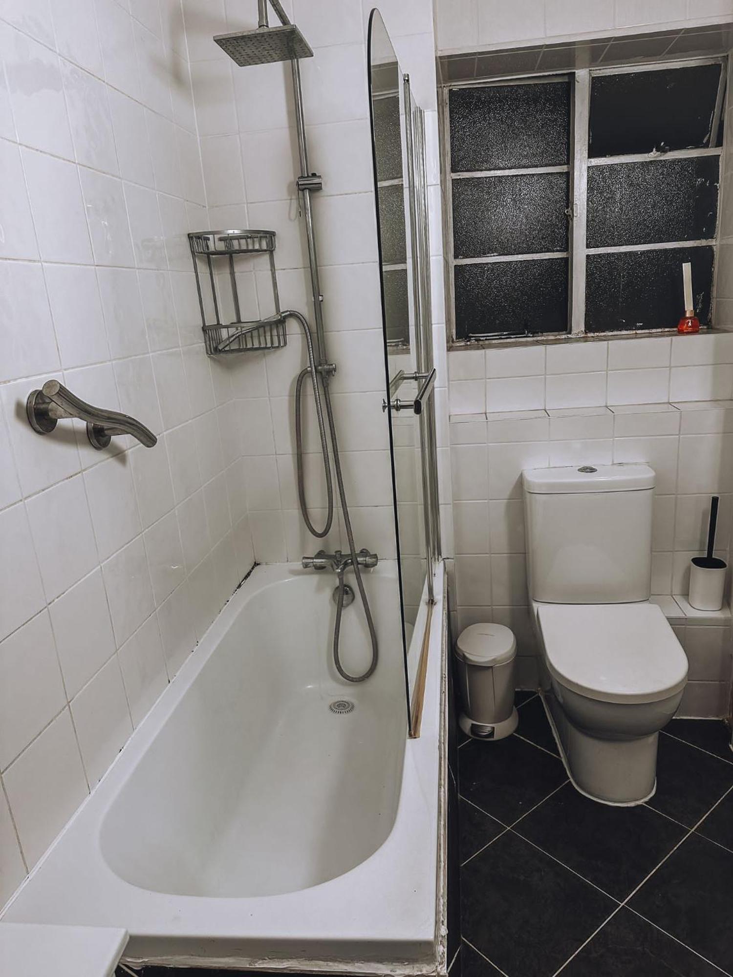 Cosy 2 Bedroom Apartment In Swiss Cottage. London Ngoại thất bức ảnh